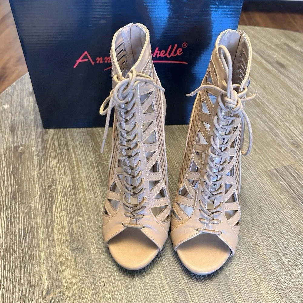 Women's Shoes 7 1/2  caged lace up heels open toe stiletto Tan Anne Michelle 7.5